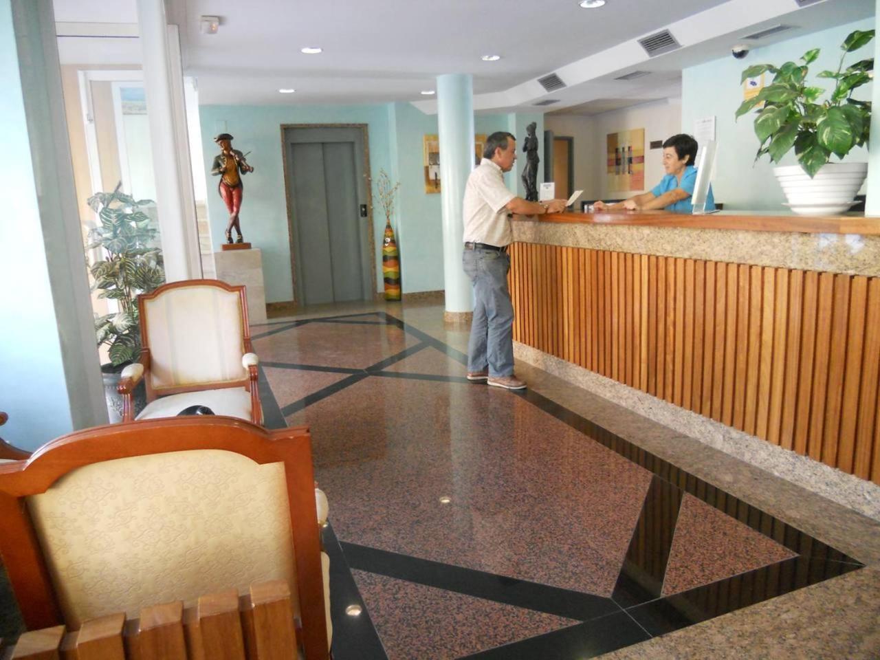 Apartamentos Nerja Bahia Exterior foto